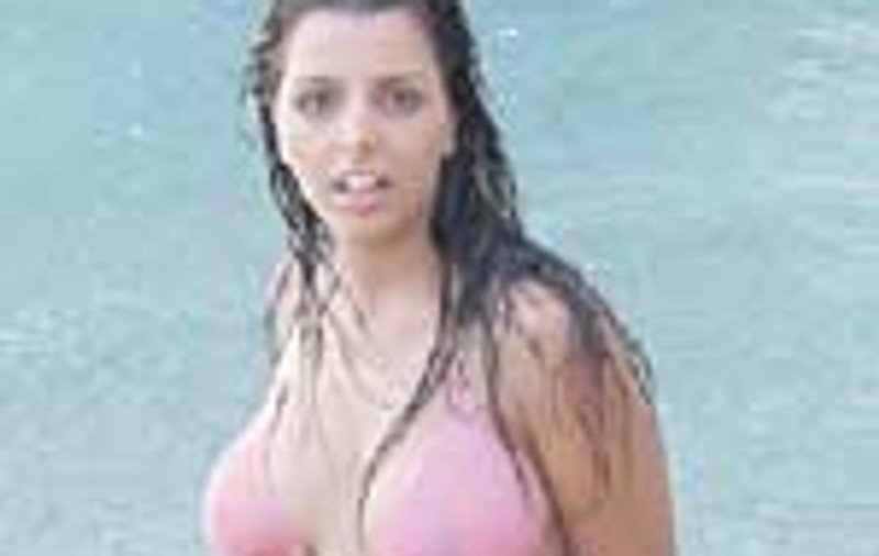 Madalina Radu si-a pus silicoane de 3.800 de euro