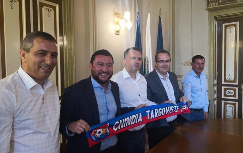 Burleanu l-a pus pe Viorel Moldovan antrenor la Chindia. Culisele ”descălecării” lui ”Moldo-gol” la Târgoviște | EXCLUSIV