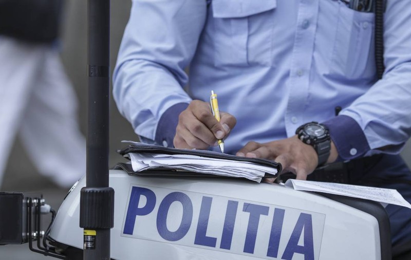 Preot din Iași, condamnat după ce a lovit trei mașini când conducea sub influența alcoolului