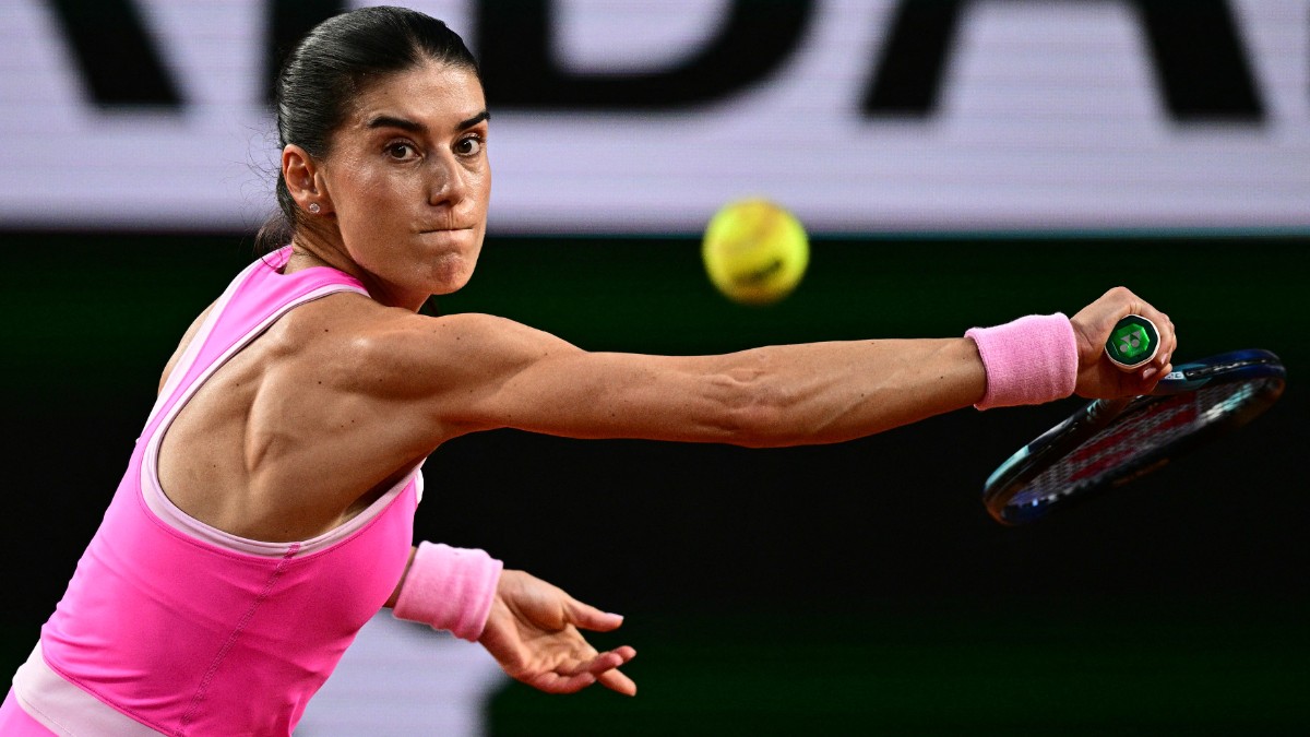 Sorana Cîrstea în timpul unui meci.
