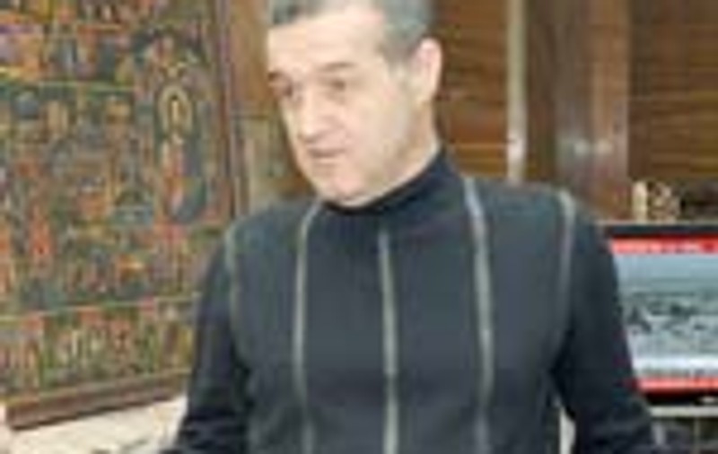 Sinistratii din Calea Grivitei  nu vor casele lui Becali
