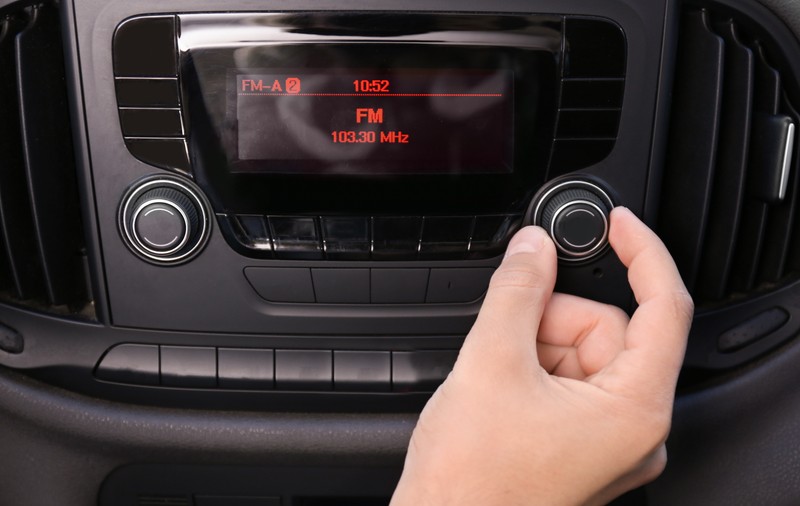 Câți bani au făcut radiourile în anul 2022. Postul public are de 4 ori mai mulți bani la dispoziție decât toate celelalte radiouri private laolaltă