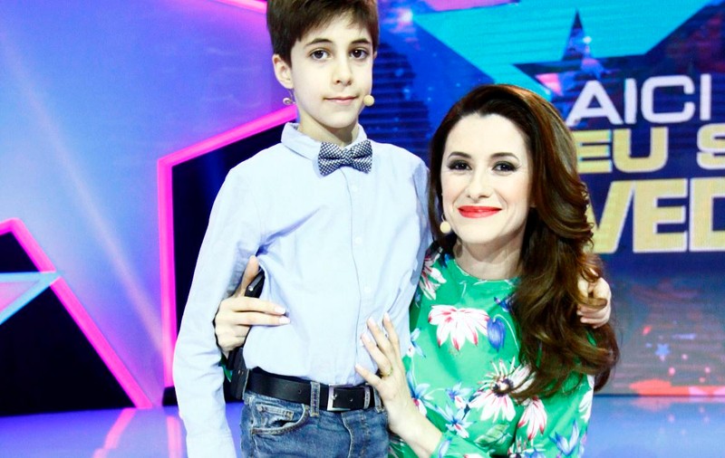 Iuliana Tudor joacă fotbal în casă cu fiul său, Tudor. Băiețelul a oferit amănunte din sânul familiei | FOTO