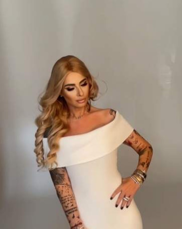 Imagini cu Anamaria Prodan după ce a slăbit. Impresara a îmbrăcat o rochie albă mulată și a atras toate privirile