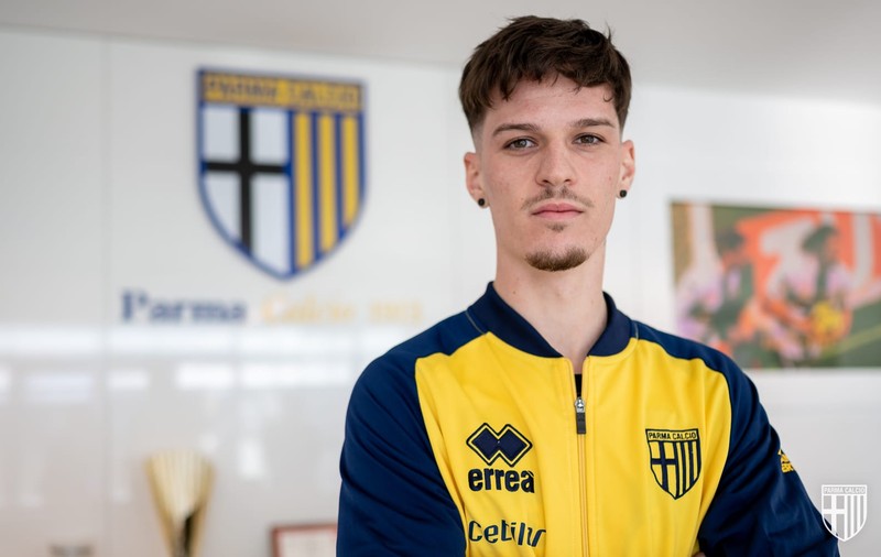 Dennis Man este jucătorul celor de la Parma. Toate detaliile transferului