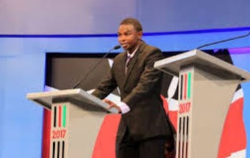 Un candidat a "dezbătut" singur timp de o oră. Rivalii săi politici nu s-au prezentat la emisiunea televizată
