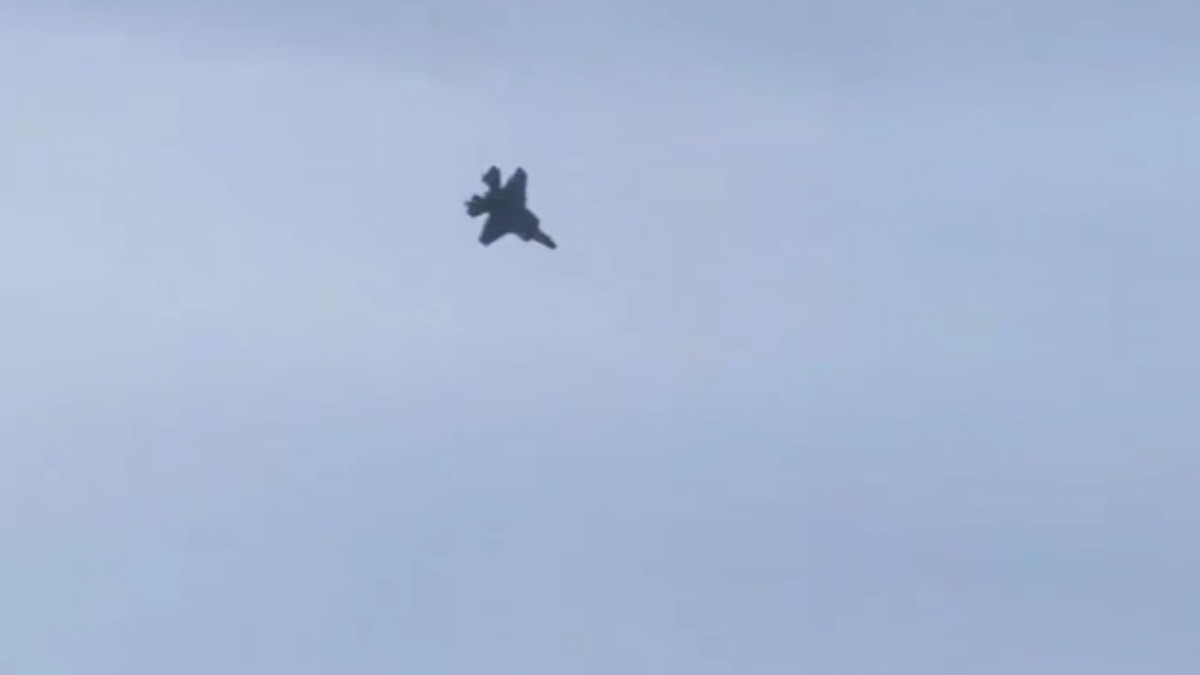 Avionul F-35 a fost surprins în timp ce se prăbușește.