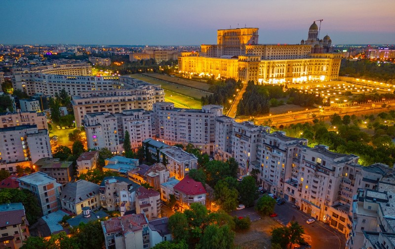 Cele mai ieftine city break-uri sunt în Europa de Est. Cât costă o călătorie în București față de alte orașe europene