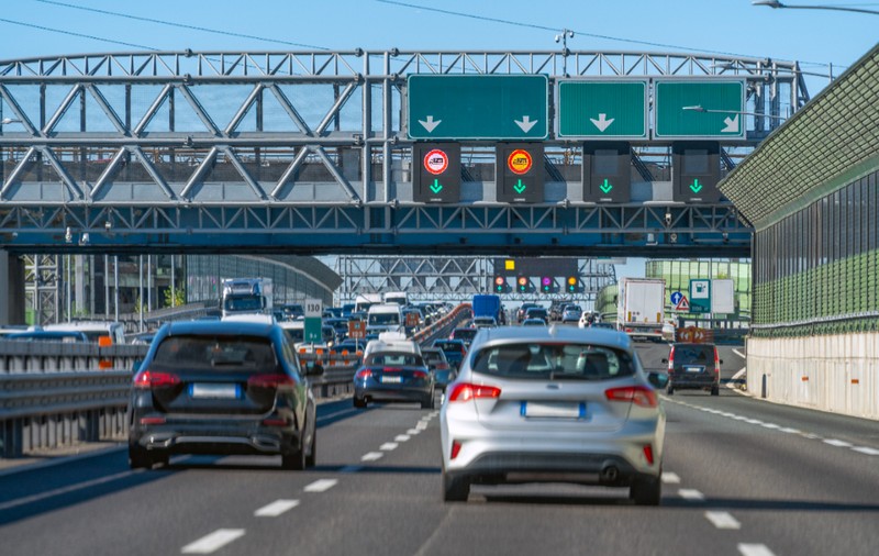 Tutor 3.0, noul sistem care monitorizează șoferii pe autostrăzile din Italia. Ce trebuie să știe românii care merg acolo în vacanță
