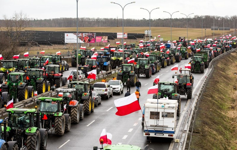 Mesaje pro-Putin la protestele agricultorilor din Polonia. Ar putea fi influențate de „agenți ruși”, spune MAE de la Varșovia: „Cuvinte rușinoase”
