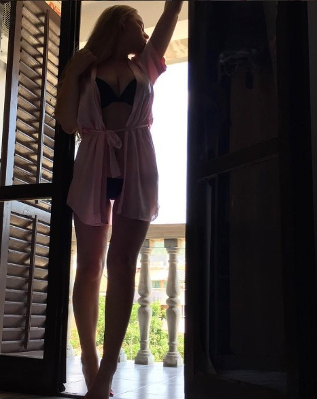 Cea mai sexy profesoară de matematică este din Belarus | FOTO