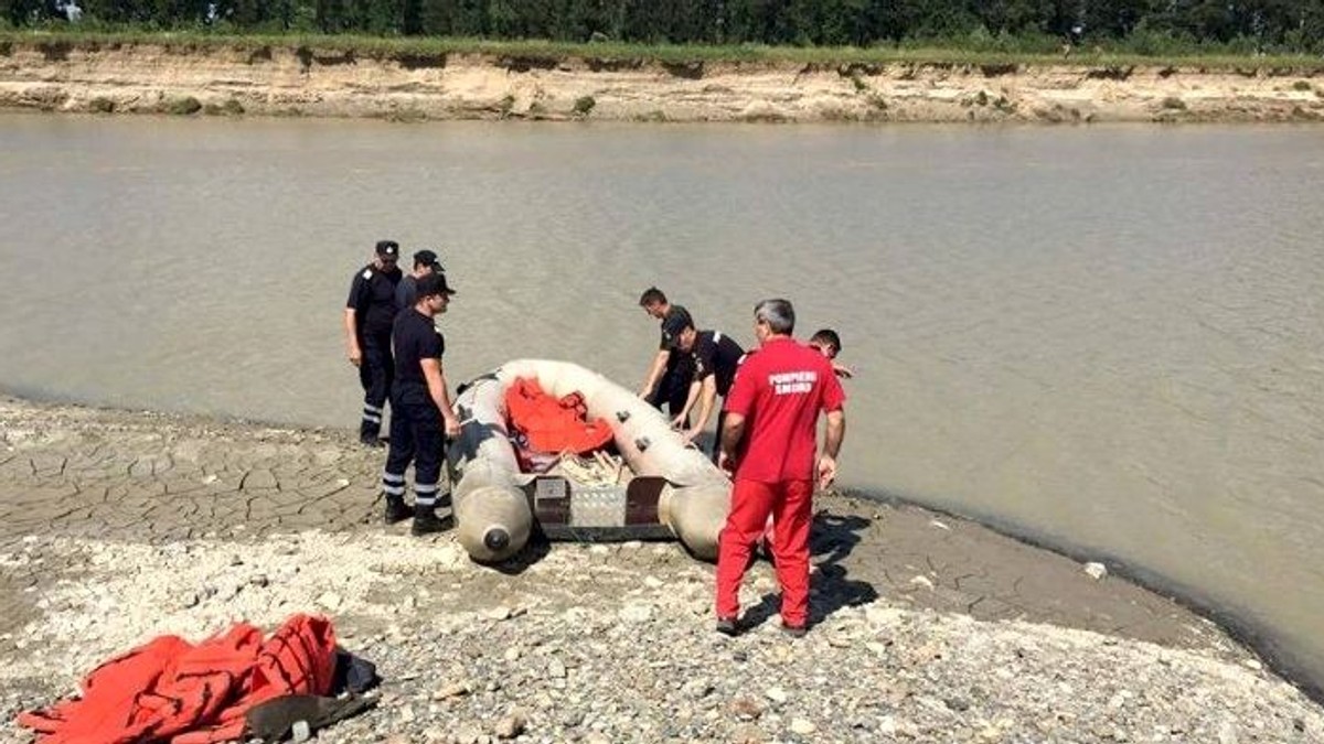 Băiat de 12 ani, înecat în râul Jijia. Rămăsese repetent în clasa a șasea
