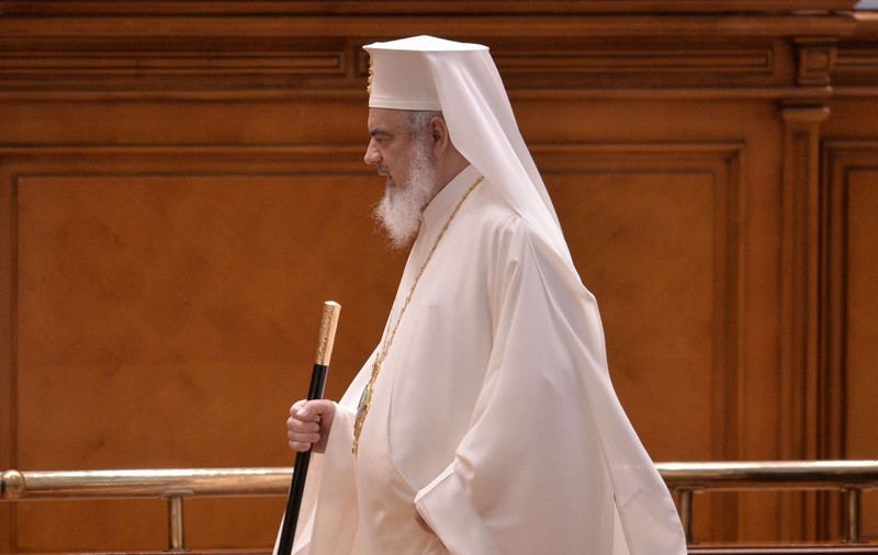 Într-o scrisoare de circuit intern, Patriarhul Daniel recunoaște că BOR are multe „petiții și plângeri” de la credincioși pe fondul declarațiilor anti vaccin