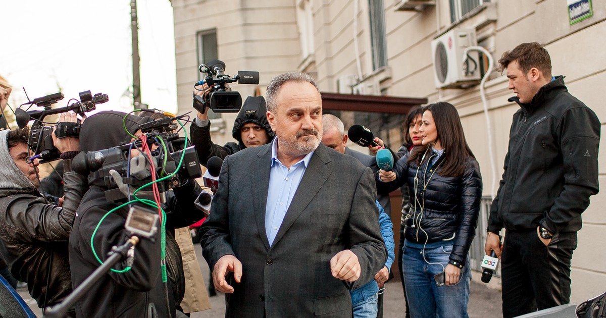 Gabriel Sandu, fostul ministru al comunicațiilor, judecat pentru „spălarea” a 2,2 milioane de euro în afacerea Microsoft