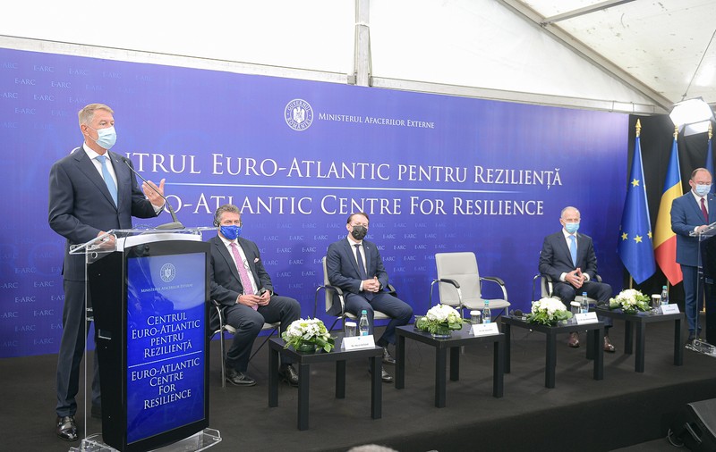 Ce poate face Iohannis pentru România