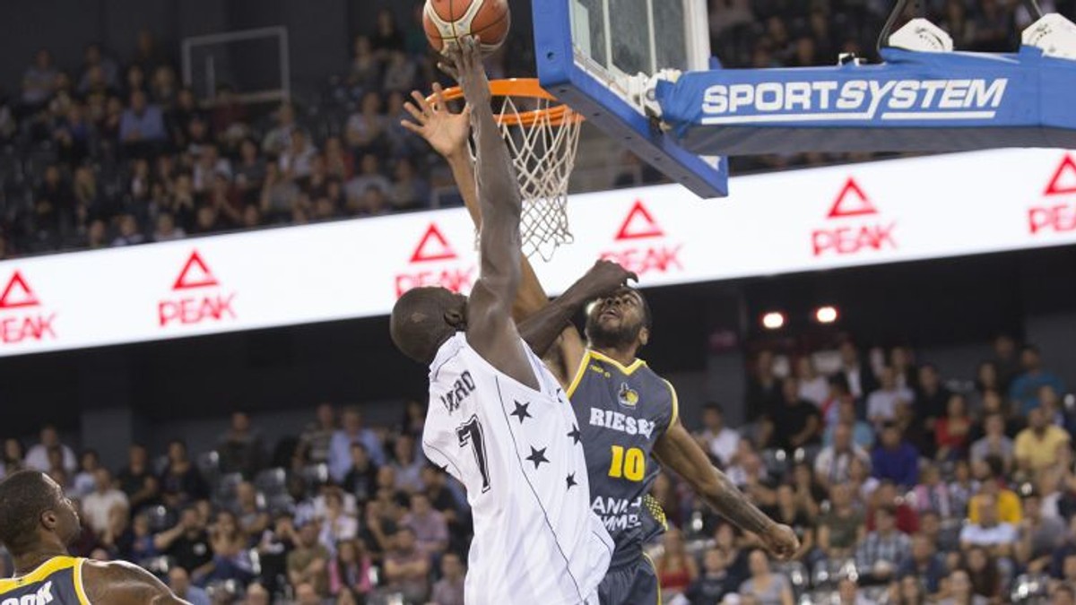 U-BT Cluj a ratat calificarea în turul al treilea din Basketball Champions League, în fața lui Ludwigsburg. Continuă în FIBA Europe Cup
