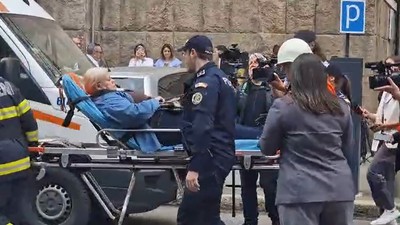 Un lift s-a prăbușit în clădirea Ministerului Transporturilor: 5 persoane au fost transportate la spital