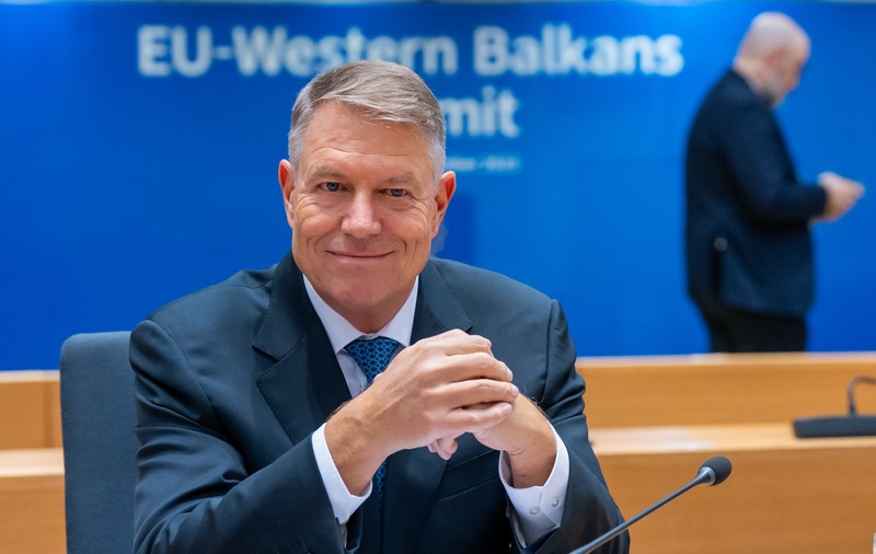 Cristian Pîrvulescu, despre candidatura lui Iohannis la NATO: Este un politician care îşi pregăteşte mişcările ca un mare maestru de şah