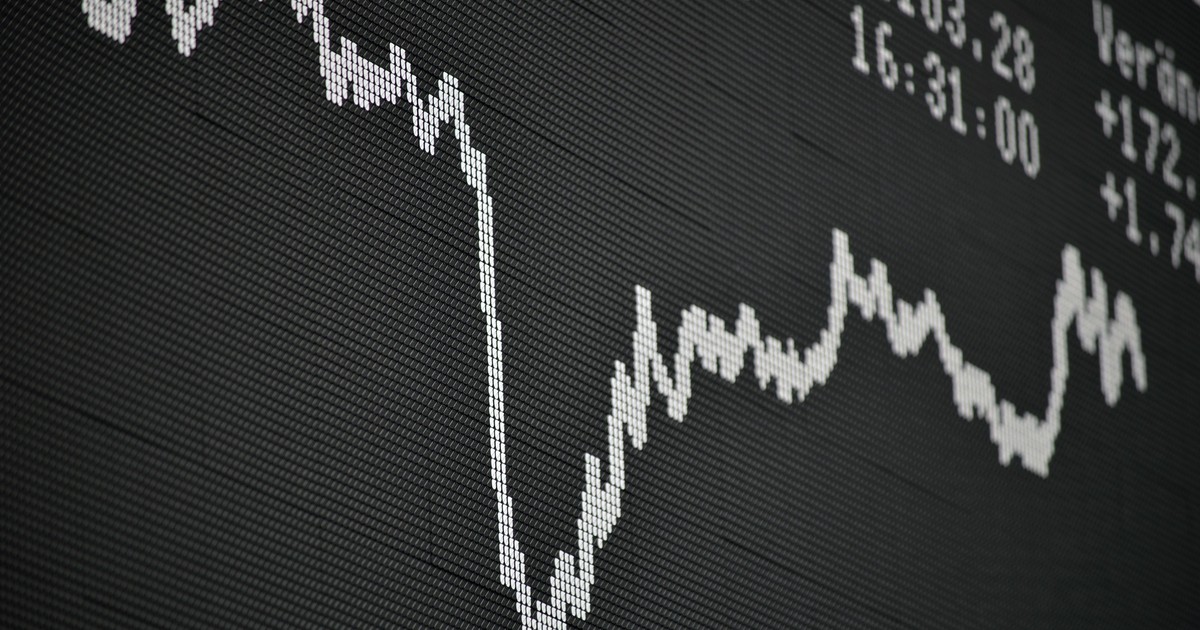 INS: Economia României a scăzut cu 4,5% în primele nouă luni din 2020. Trimestrul al treilea, cu 5,7% sub nivelul din 2019. Grafic economic