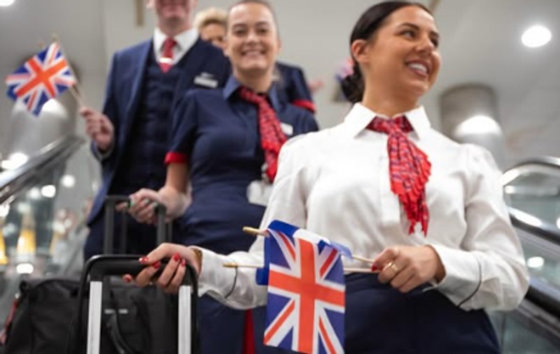 Bluzele uniformei ridică probleme stewardeselor de la British Airways: „Prea transparente”