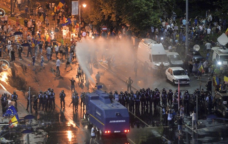 Declic cere Tribunalului Militar să judece de urgenţă dosarul „10 august”. „Altfel, acuzaţii pot scăpa prin prescrierea faptelor”