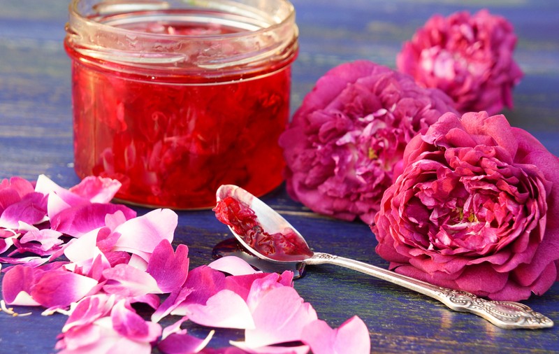 Dulceață de trandafiri - rețete pentru cea mai aromată și parfumată dulceață