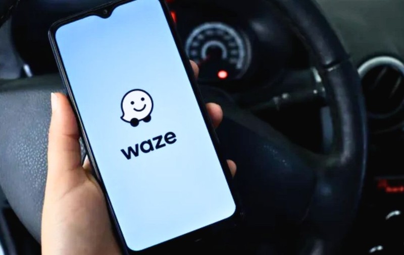 Sunt legale sau nu alertele de Poliție și radar din Waze? Ce ai voie să folosești în România și în Europa