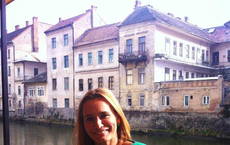 CUM A PETRECUT ANDREEA ESCA DE SFINŢII MIHAIL ŞI GAVRIL!