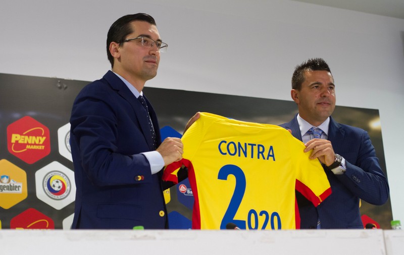 Cosmin Contra a primit prima lovitură de când a ajuns selecționer: ”Ce-am decis rămâne bătut în cuie. Nu dau înapoi!”