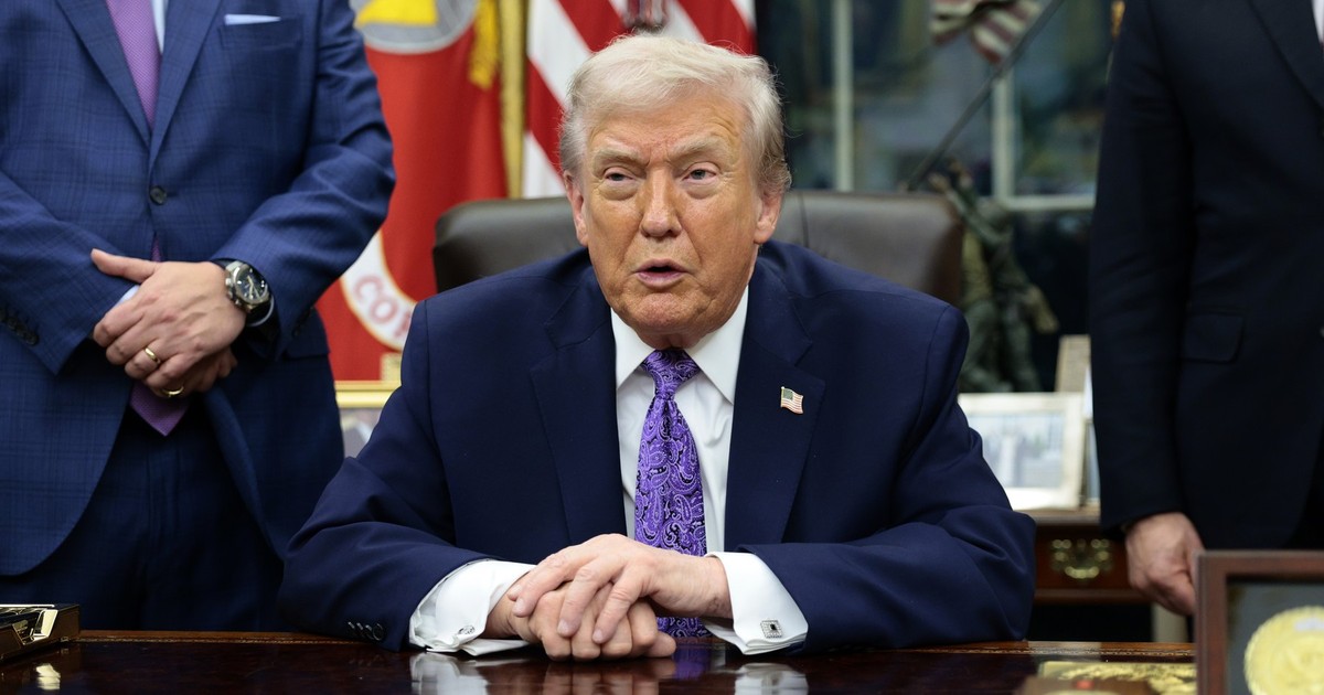 Președintele Statelor Unite, Donald J. Trump, alături de alți politicieni americani