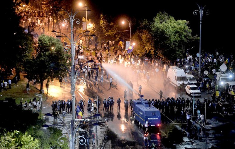 Proteste anunțate azi, la trei ani de la mitingul diasporei: „Vrem vinovații pentru 10 august 2018!”