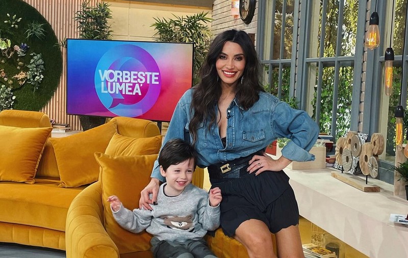 Lili Sandu s-a pozat nemachiată și a publicat imaginea în mediul online. Cum arată la 45 ani și cum a reacționat Carmen Grebenișan când a văzut-o