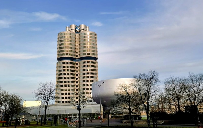 7.700 de angajați BMW din Europa, în pericol să fie concediați, după scăderea profitului