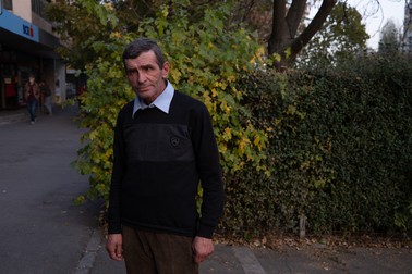 Mii de oameni trăiesc în București la fel ca Sorin, chiar și pe timp de iarnă, când temperaturile sunt extreme