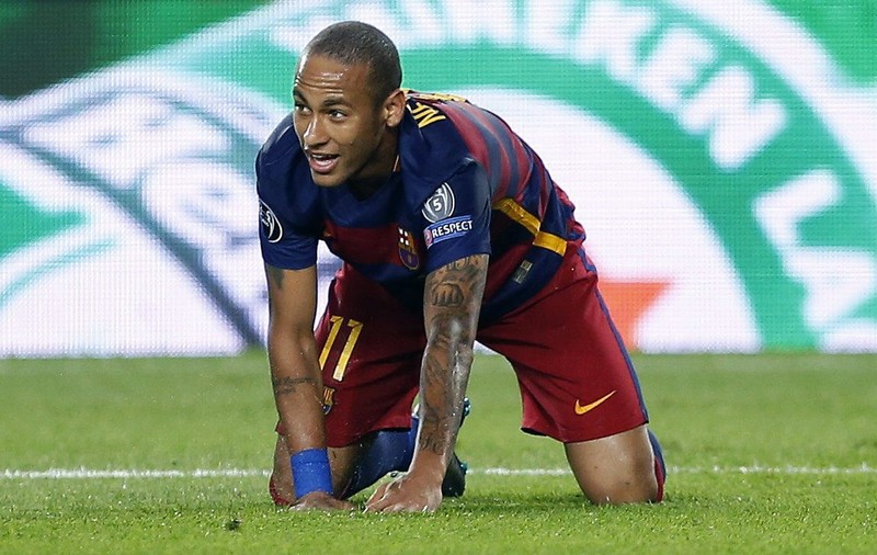 Neymar și-a schimbat look-ul, dar asta nu l-a ajutat pe brazilian să-i suplinească absența lui Messi din meciul cu Leverkusen