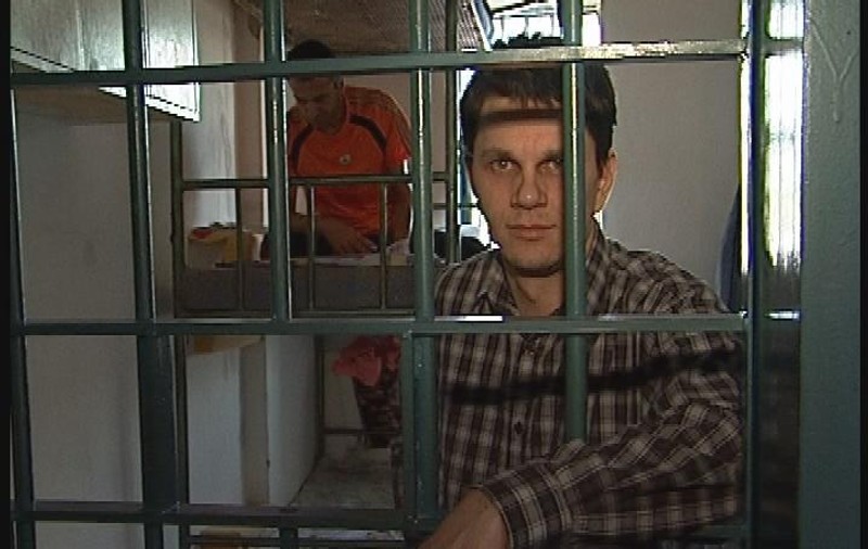 "La puşcărie nu dai o palmă. Dai să cadă sau nu!"