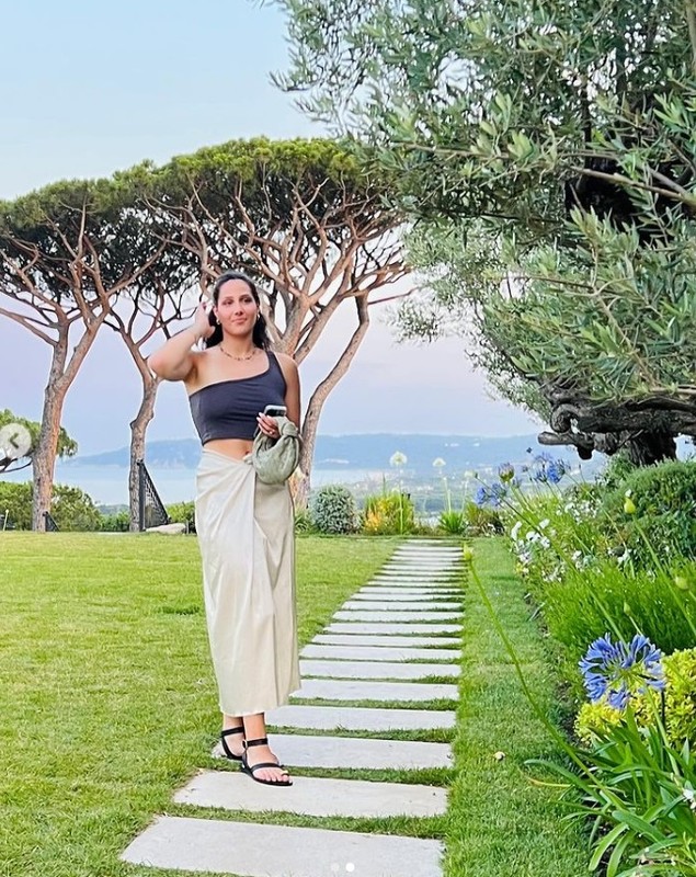 Fotografie rară cu fiica Oanei Cuzino. Cum arată și cu ce se ocupă Naomi, care a împlinit 21 de ani