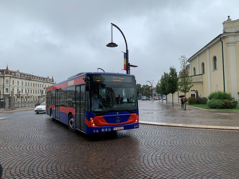 Autobuz Mercedes-Benz Conecto