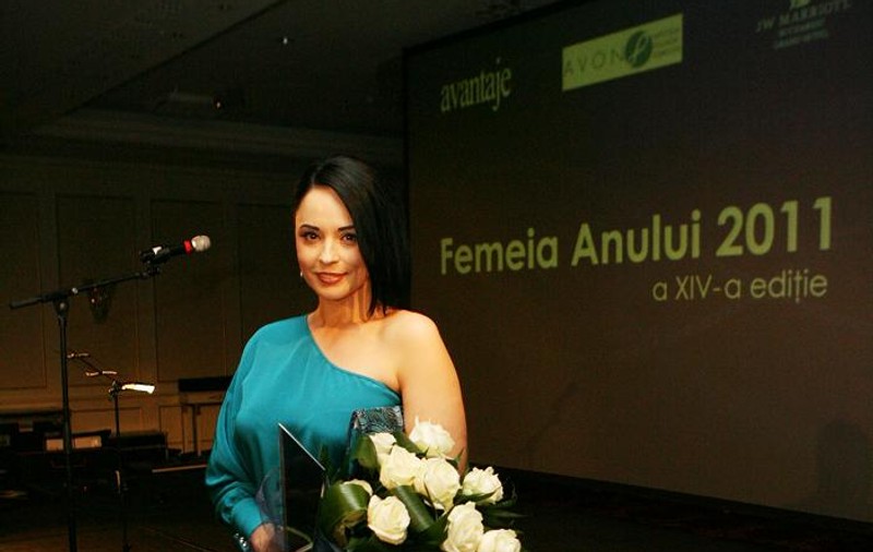 Andreea Marin Bănică, premiată de revista ”Avantaje” pentru proiectul ”Şcoala mamelor”
