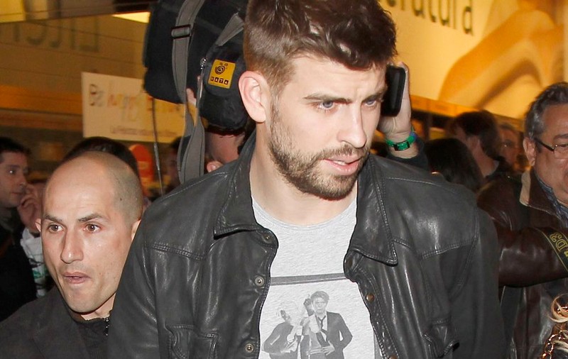 Shakira, ce iubit tare-n gură ai! Gerard Pique, către doi poliţişti: "Sunteţi nişte nenorociţi! Sunteţi o ruşine"