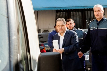 Marian Vanghelie pleaca de la ICCJ dupa ce a fost audiat, joi, 26 martie 2015, Bucuresti. Curtea a respins cererea primarului Sectorului 5 de eliberare din arest.