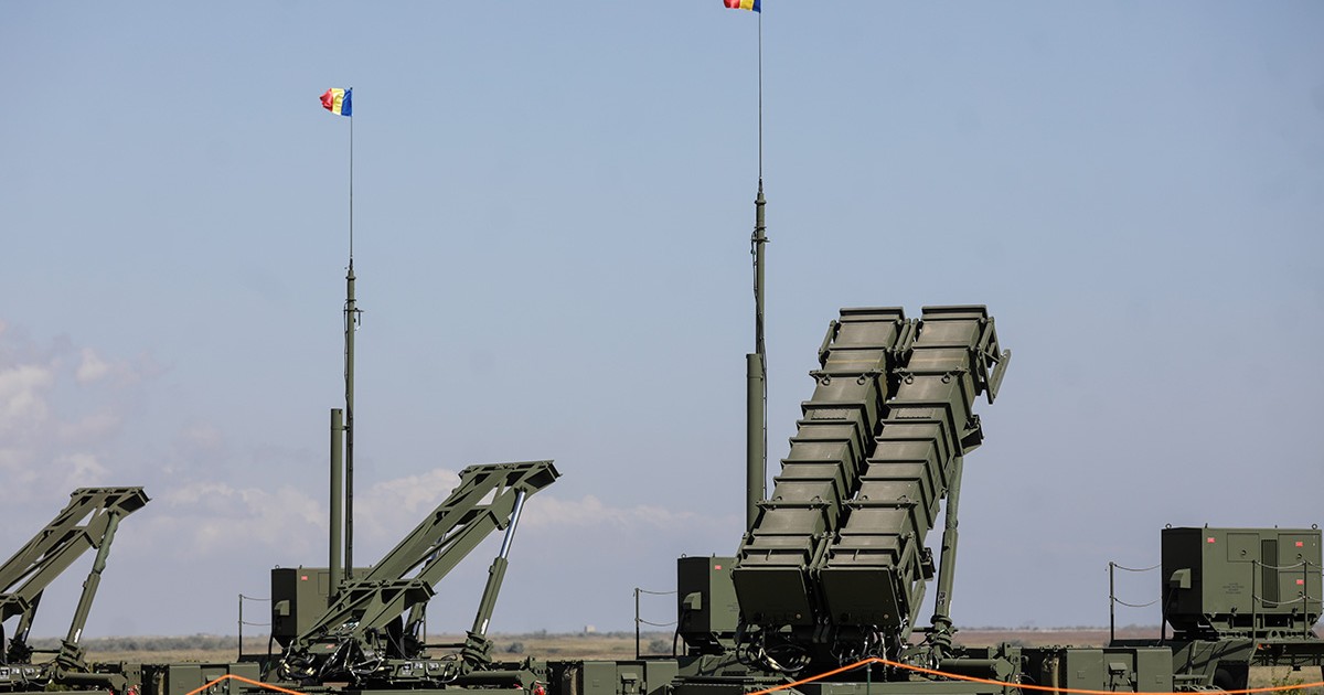 Capu Midia, România - 17 septembrie 2020: Sistemul de rachete sol-aer Patriot al Armatei Române la Centrul Național de Instruire pentru Apărare Aeriană.