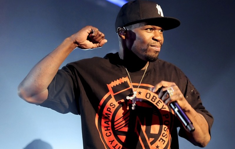 50 Cent, plătit cu 55.000 € ca să-i salute pe petrecăreţii din club