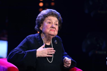 Tamara Buciuceanu - Botez, la 89 de ani si 65 de ani de carieră FOTO: Florin Ghioca