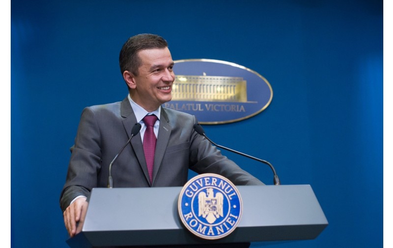 Grindeanu: Dragnea încearcă să mă asocieze cu serviciile; Nu eu am fost la tenis și șprițuri cu reprezentanți ai serviciilor