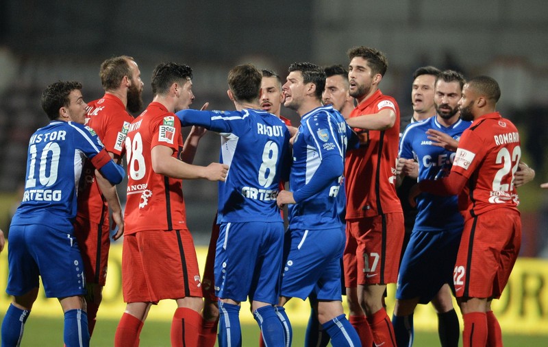 Liga 1, play-off: Pandurii Târgu Jiu - Dinamo 0-0. Remiză pentru Steaua. Reacţii / VIDEO