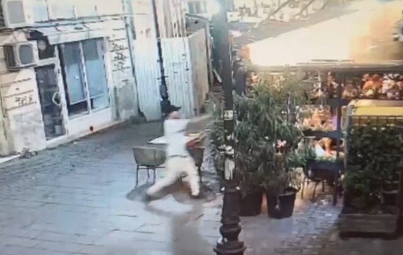 Turcul care a tras 6 focuri de armă în Centrul Vechi din București, arestat preventiv. Filmul evenimentelor, făcut de procurori