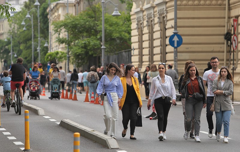 Măsurile de relaxare valabile de la 1 august, decise săptămâna viitoare. Ce factor va fi luat în calcul