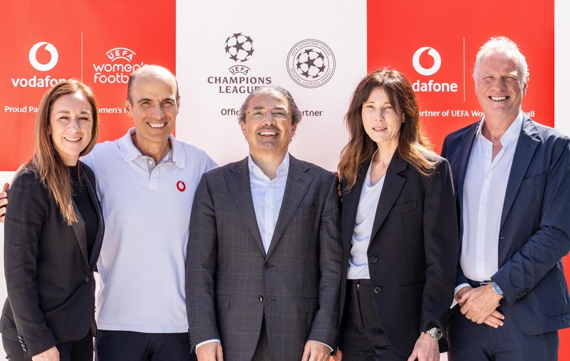 Vodafone a încheiat un parteneriat cu UEFA și UC3 pentru a susține viitorul fotbalului masculin și feminin