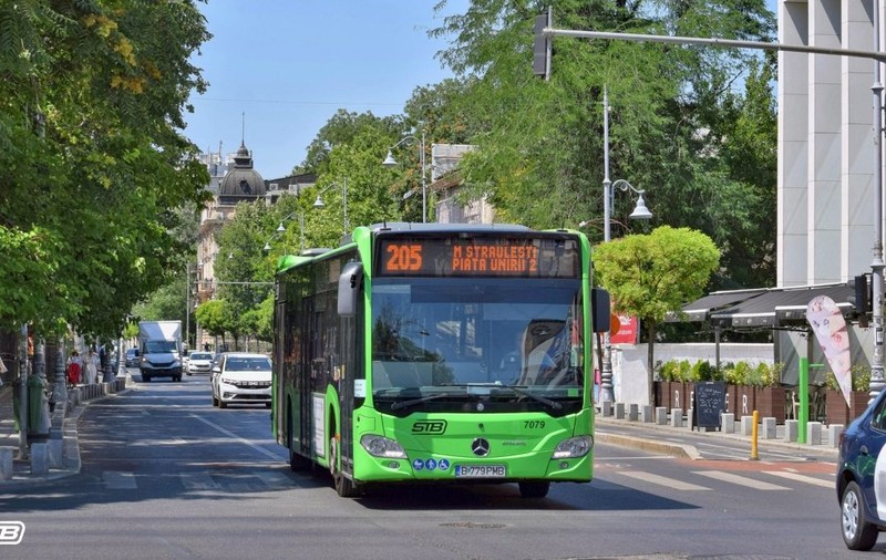Transportul în comun în București, prelungit în noaptea meciului România-Austria. Ce obligații au spectatorii